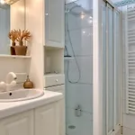 Apartment Virginie F2 Et Agreable Avec Parking !